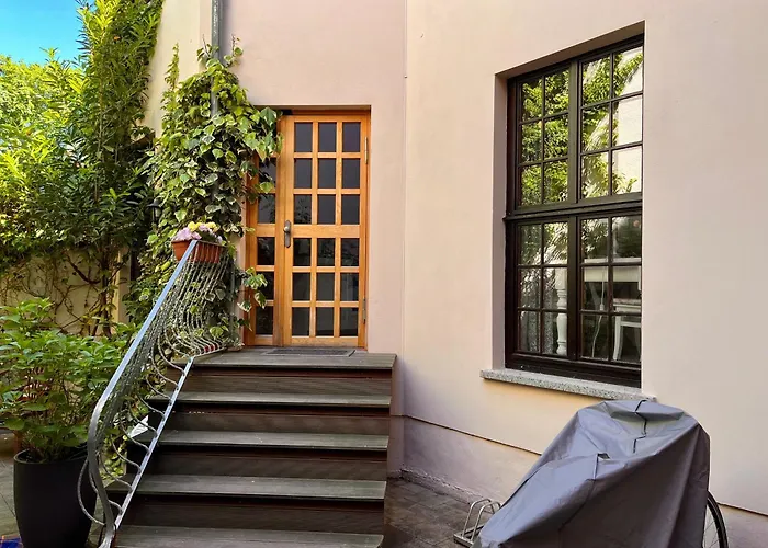 Apartmenthaus im holländischen Viertel
