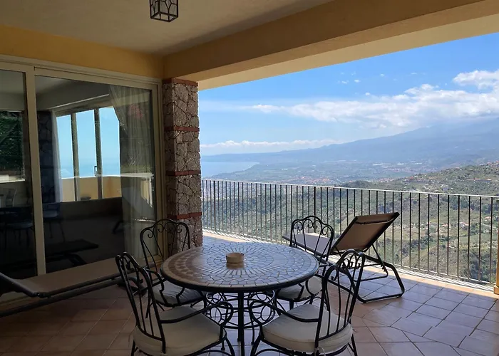 Villa Da Vinci Luxury Panoramic Apartments - Taormina Rooms Collection
