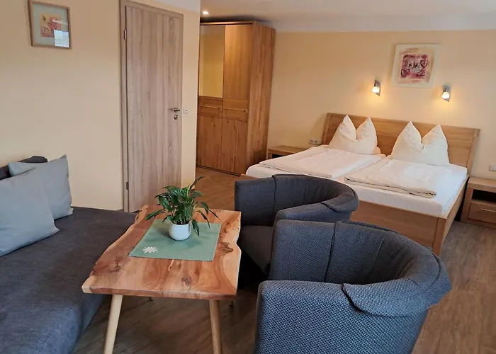 Edelweiß Hotel