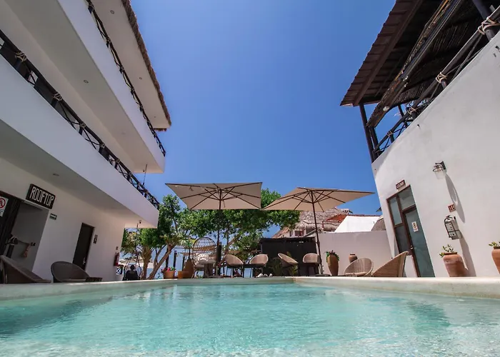 Hau Holbox, Oceanfront Boutique Hotel