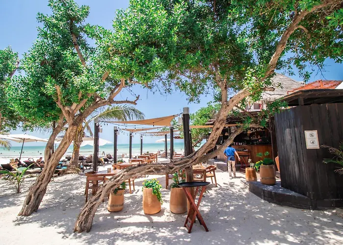Hau Holbox, Oceanfront Boutique Hotel