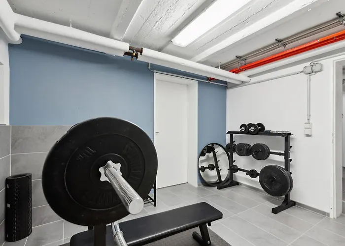 Modern Living - Basf - Ma - Pfalz - 1 Gym 2 Working Spaces