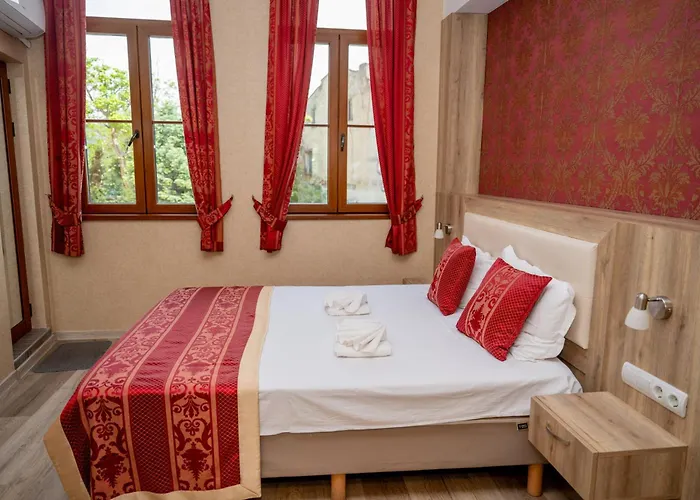 Lucky Hotel