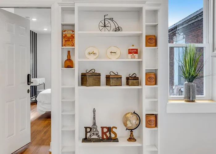 Fairmount Art Museum Center City Suites