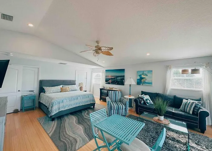 Lala'S Beach House