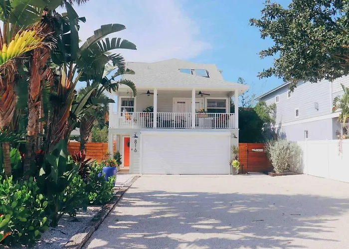 Lala'S Beach House