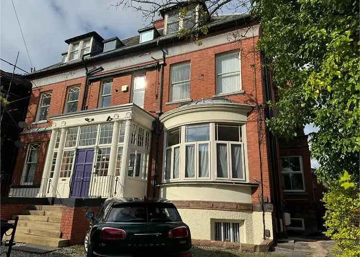 Airy Apartment Sefton Park