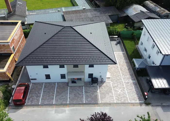 Hoch2 Apartment - Modern, komfortabel&24h Self-Check-in mit Parkplatz