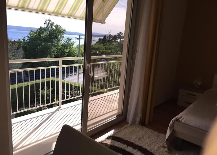 Apartments & Rooms Marina