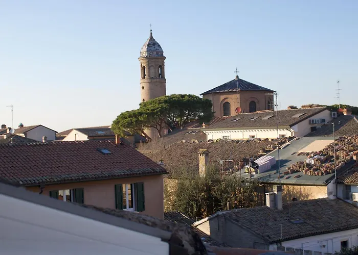 Corte Cavour. Una Mansarda Nel Cuore Della Citta