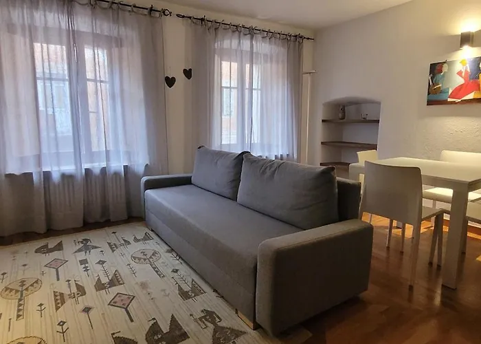 DeTillierStudiò