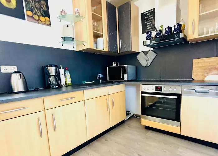 SH-Apartments-Idylische FeWo Amenti, Wifi, Parken, zentral