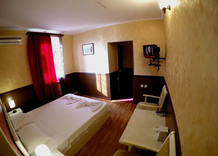 Vayk Hotel