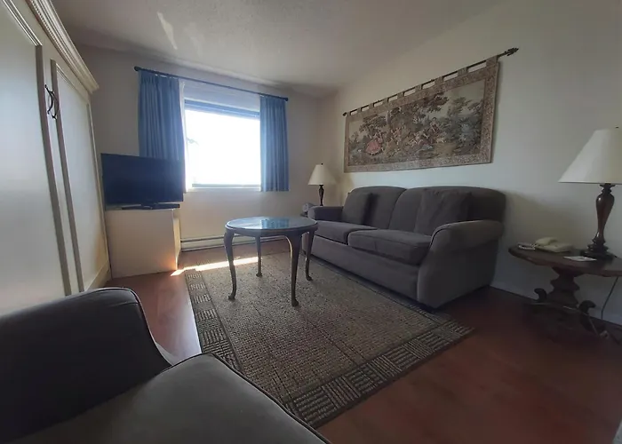 Heron'S Landing Hotel