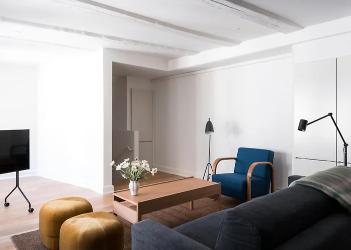 Kings Square Apartments By Daniel&Jacob'S