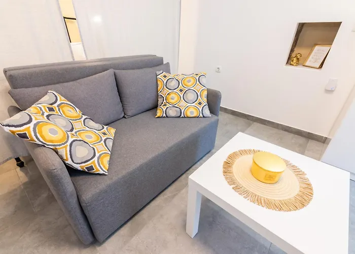 Studio Apartment Icici By The Sea