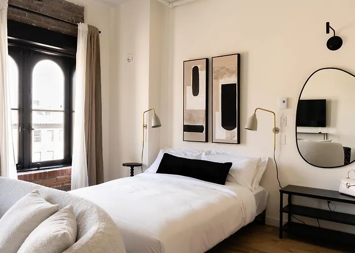 Maison Place Jacques-Cartier By Luxury In Transit