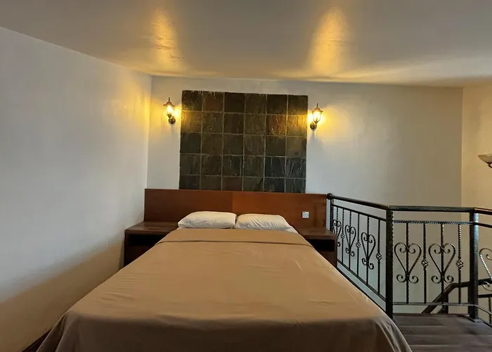 Cool Point Hotel