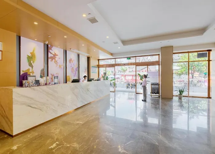 Lavande Hotel Chenzhou Xinglong Walking Street