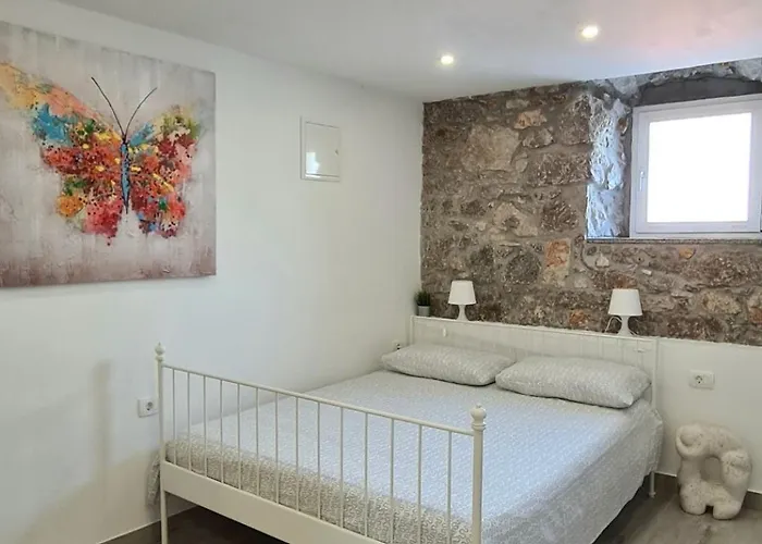 Apartments Sveti Ivan