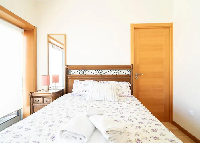 Oporto City And Beach Apartment