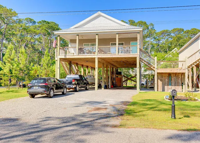 Dauphin Island Escape Near Beach & Bike Path!