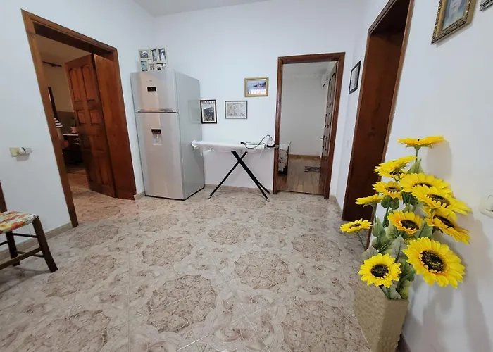 Mira'S Room