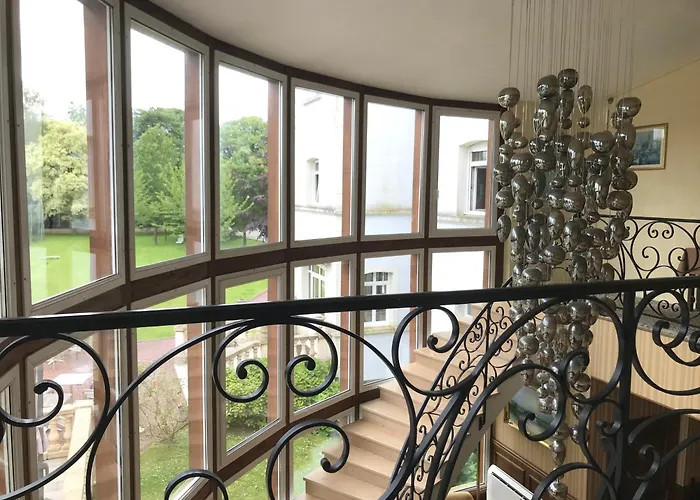 Logis Hôtel&Restaurant - Le Château Des Tourelles 3 étoiles