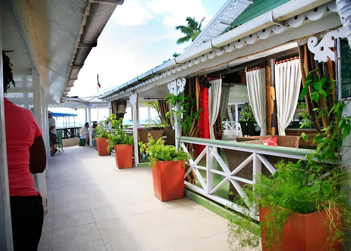 Marigot Beach Club & Dive Resort