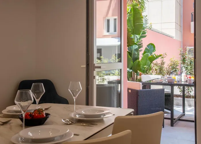 Appartements French Riviera Confidential Centre Ville Juan Les Pins Proche Des Plages