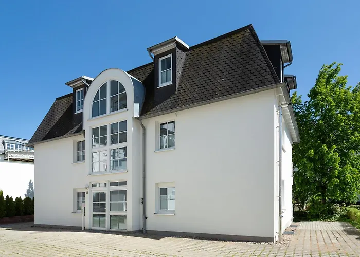 Villa Vesta in Top Lage mit Strandkorb am Strand