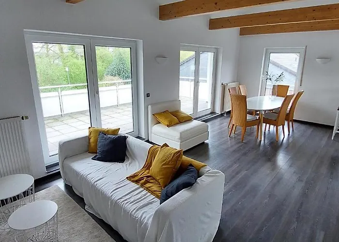 Gemütliche Ferienwohnung am Schwimmbad