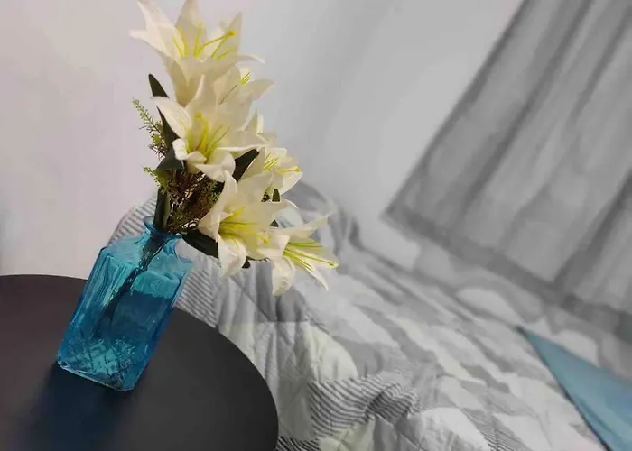 Lindo apartamento em condominio dois ar cond