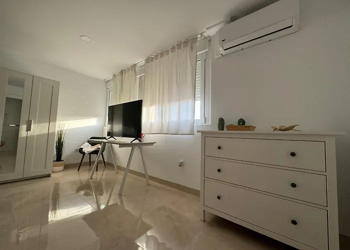Tokyo Rooms Monsul Habitacion Premium Con Bano Privado