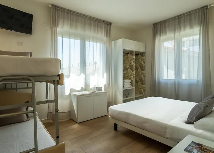 Villa Pra-Tu Design Apartments A 100M Dal Mare - P R A T U R E C C I Group