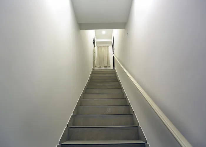 Theos Holidays Apartments