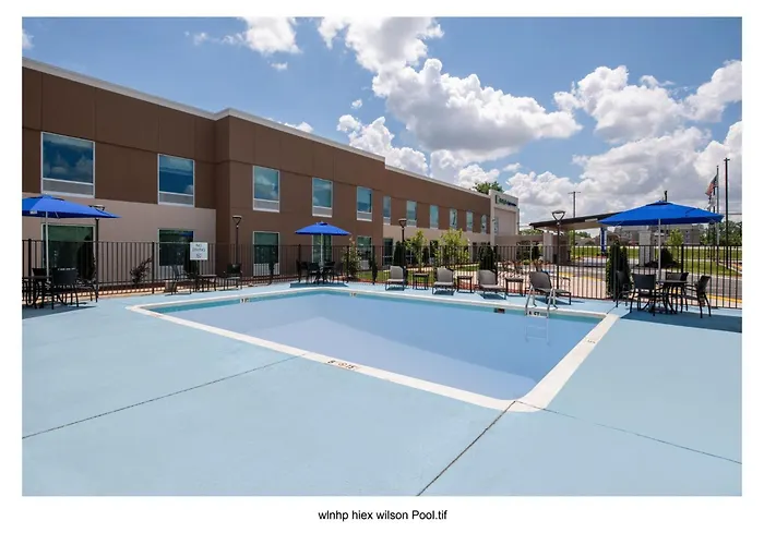 Holiday Inn Express Wilson I-95 By Ihg
