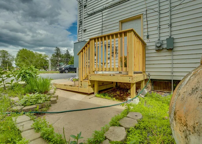 Lyndon Station Retreat ~ 9 Mi To Wisconsin Dells!