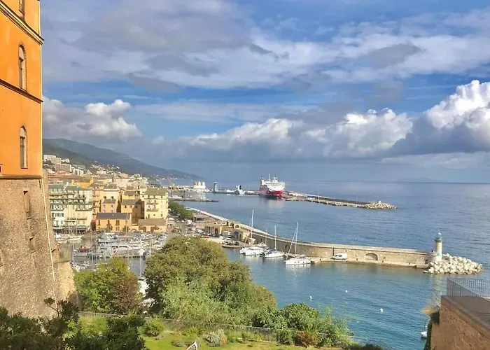 Appartement Renove Centre Historique De Bastia A Deux Pas Du Vieux Port