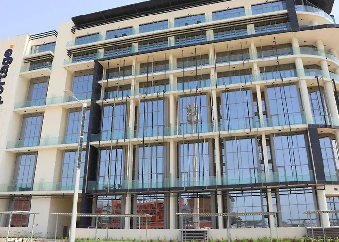 Urban Zen 1Br - Chic Peaceful City View Escape
