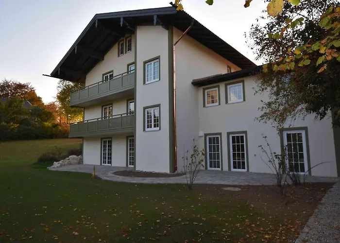 Schickes Apartment in Landhausvilla am Chiemsee