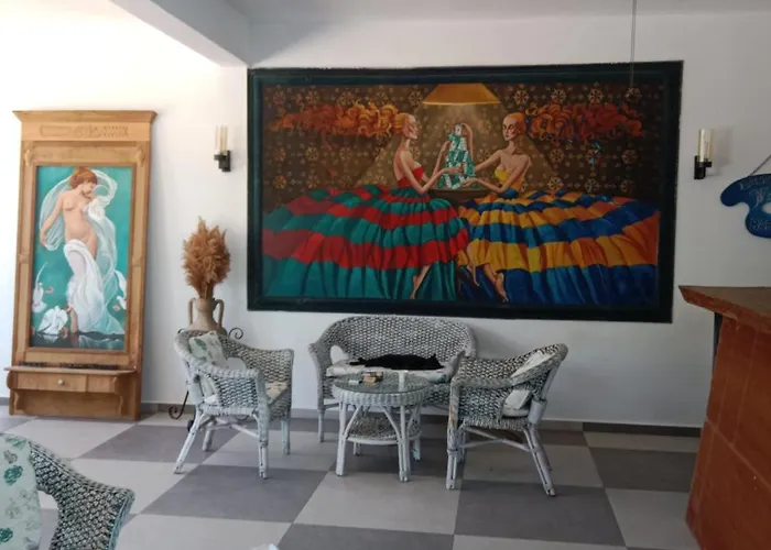 Bahama Art Hotel