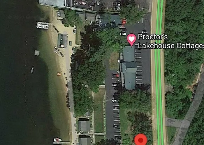 Lakefront Cottage On Beautiful Lake Winnipesaukee