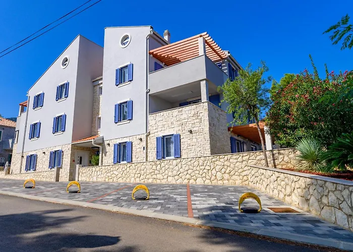 Gt Apartments