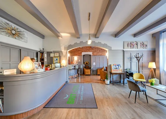 Brit Hotel Roanne - Le Grand Hotel