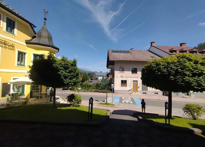 sechzehnerhaus