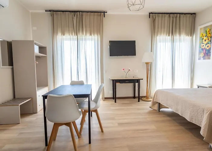 Ig- "Talia Apartments"