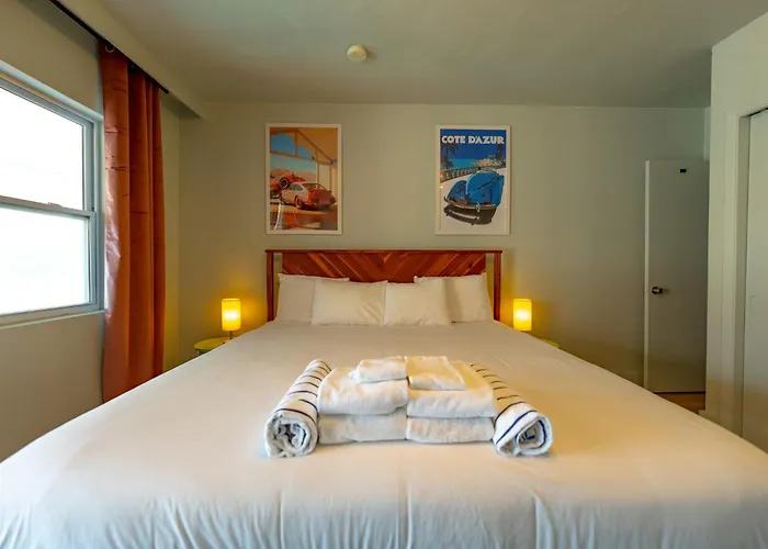 Tropical Breeze Vacation Rentals