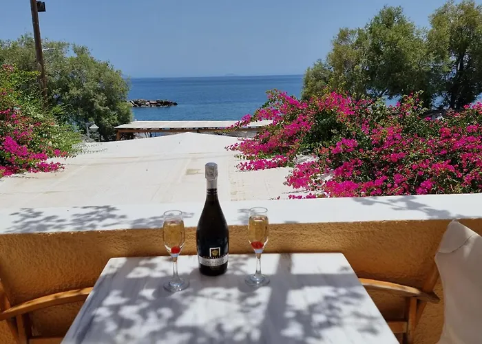Nostos Beach
