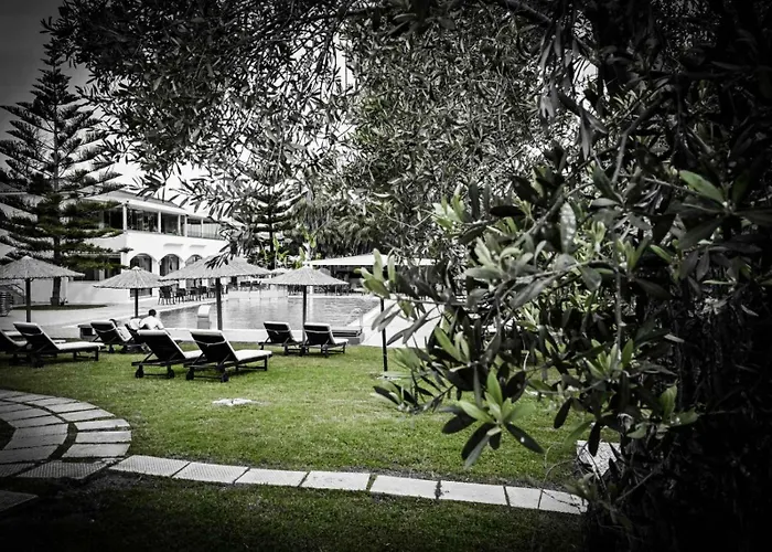 Vallian Village Hotel